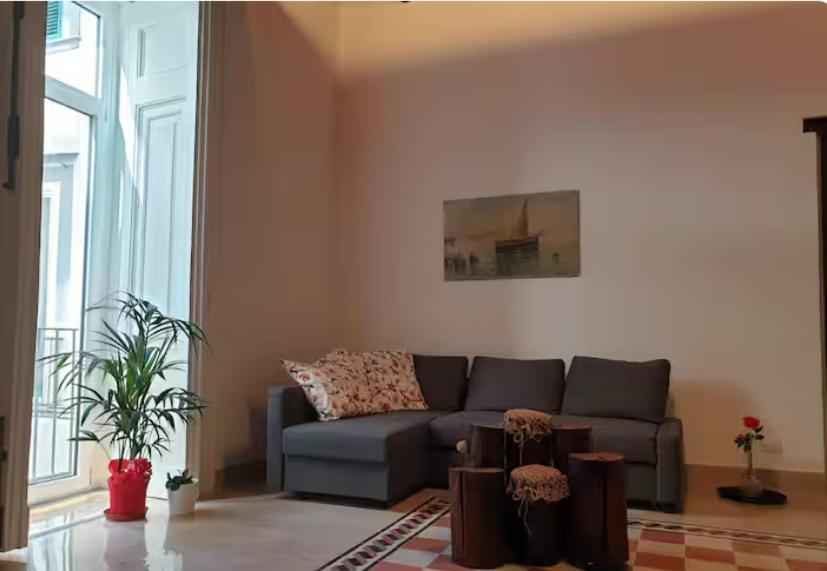 "Infrascata" Cento Metri Dal Mann Apartment Наполи Екстериор снимка
